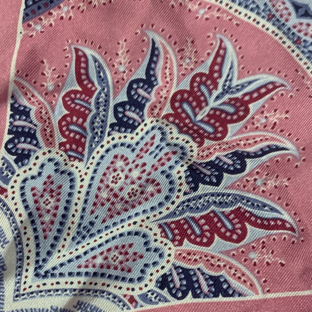Black Brown 1826 Vintage Pink and Blue Paisley Pocket Square - Picture 3 of 5